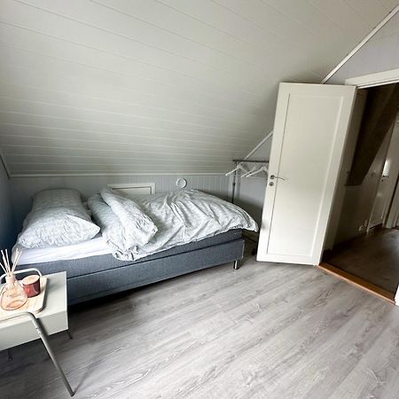 Stylish & Bright Penthouse - Office - 5 Star Location! Apartment Egersund Bagian luar foto