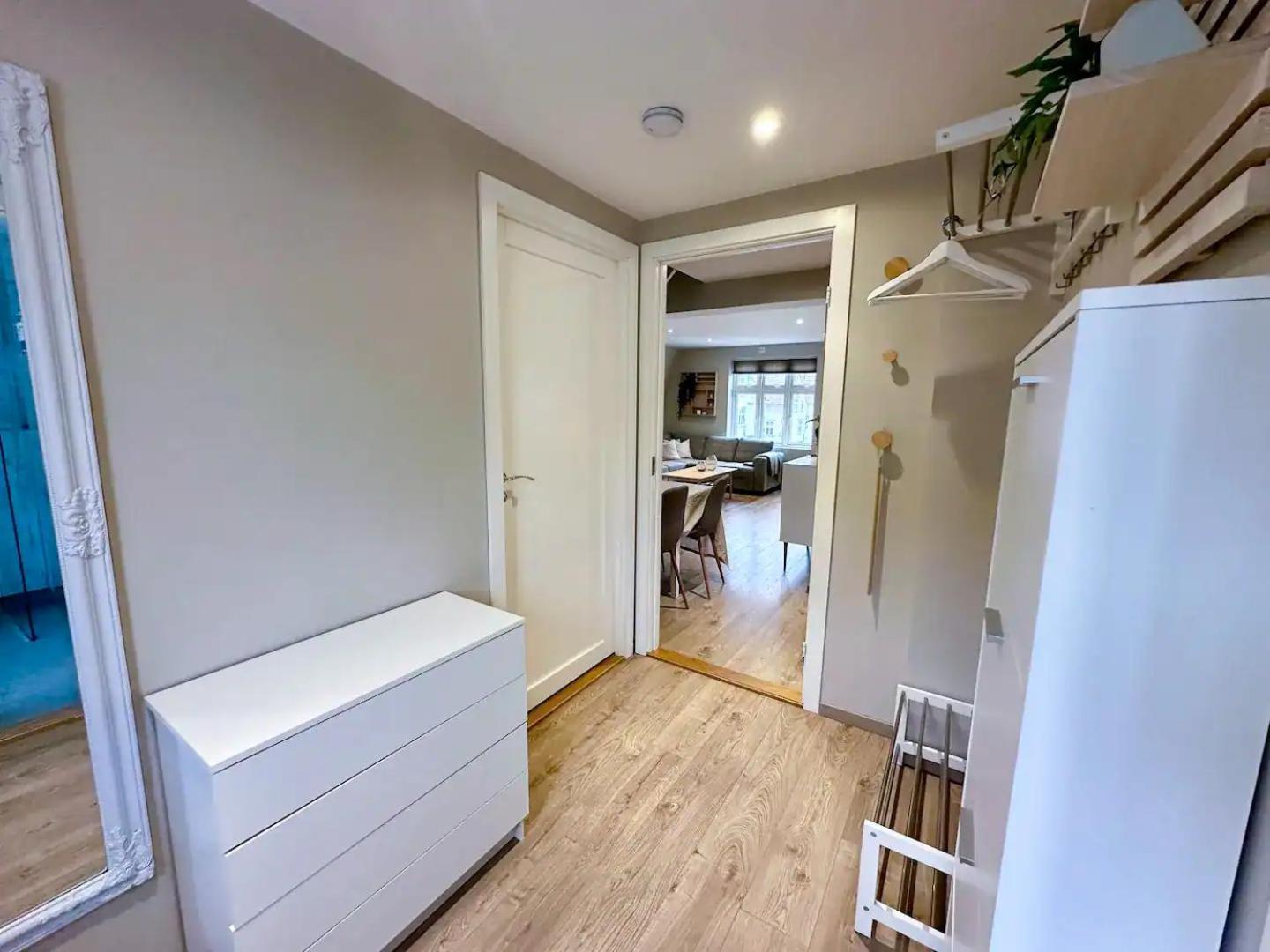 Stylish & Bright Penthouse - Office - 5 Star Location! Apartment Egersund Bagian luar foto