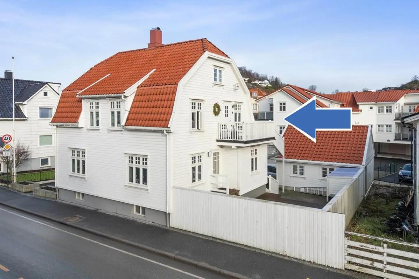 Stylish & Bright Penthouse - Office - 5 Star Location! Apartment Egersund Bagian luar foto