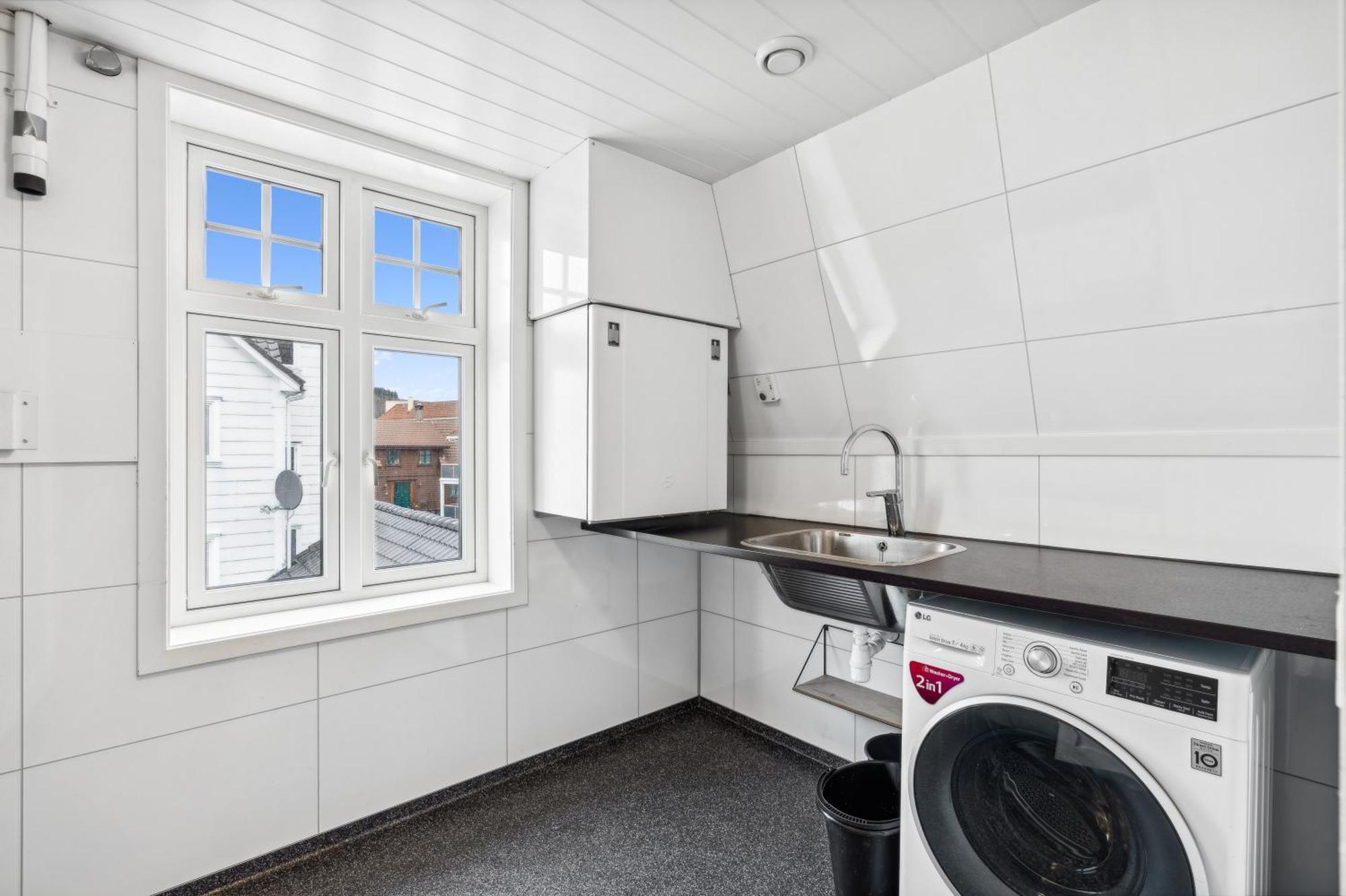 Stylish & Bright Penthouse - Office - 5 Star Location! Apartment Egersund Bagian luar foto